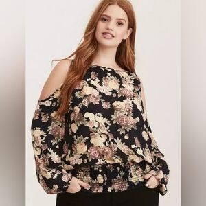 TORRID COLD SHOULDER FLORAL TOP NWOT!